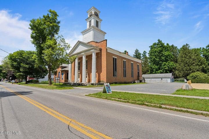 11 E Broadway, Salem, NY
