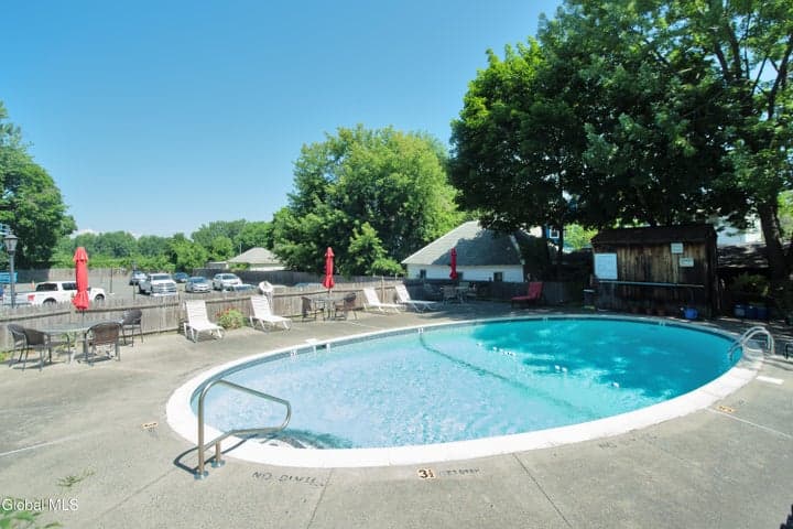 137 Front Street #APT 203, Schenectady, NY, photo 2