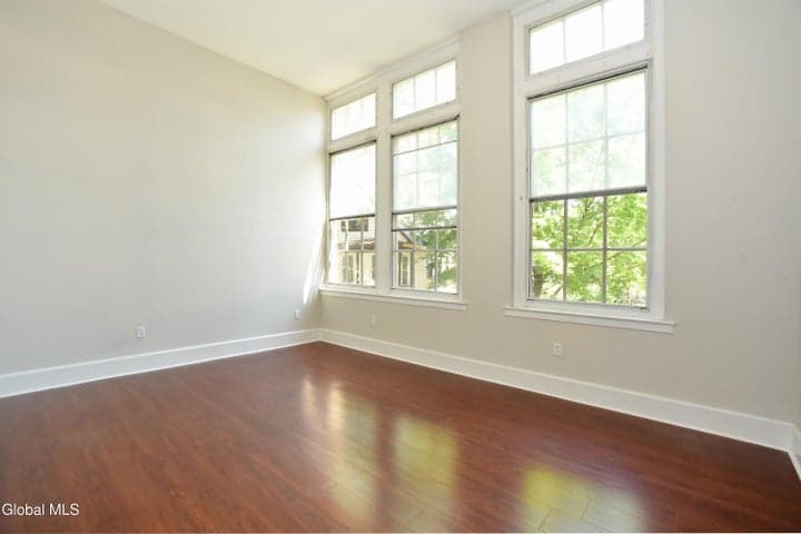 137 Front Street #APT 203, Schenectady, NY, photo 5