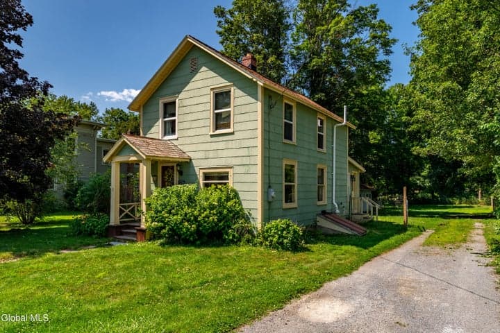 43 Spring Street, Cambridge, NY