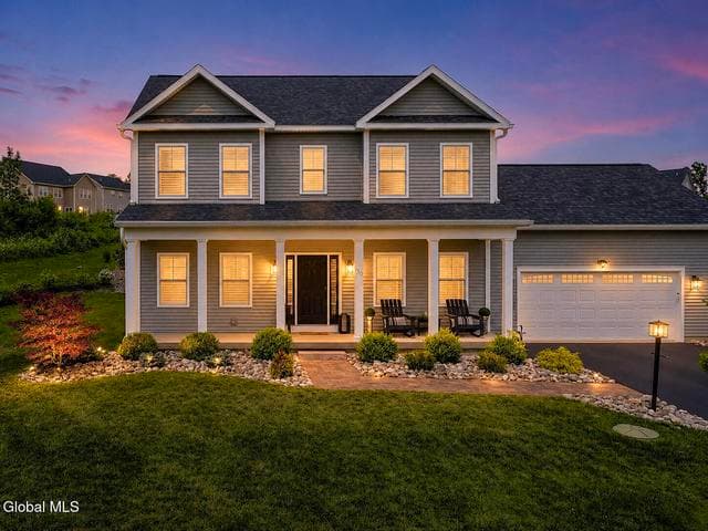 30 Tisdale Lane, Clifton Park, NY, photo 2
