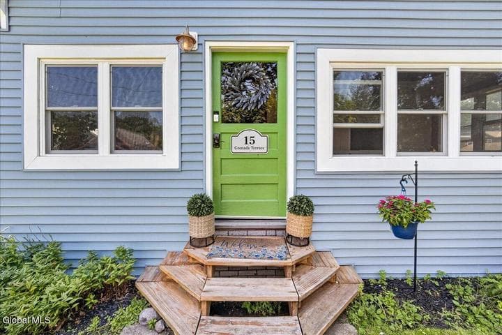 15 Grenada Terrace, Watervliet, NY, photo 3