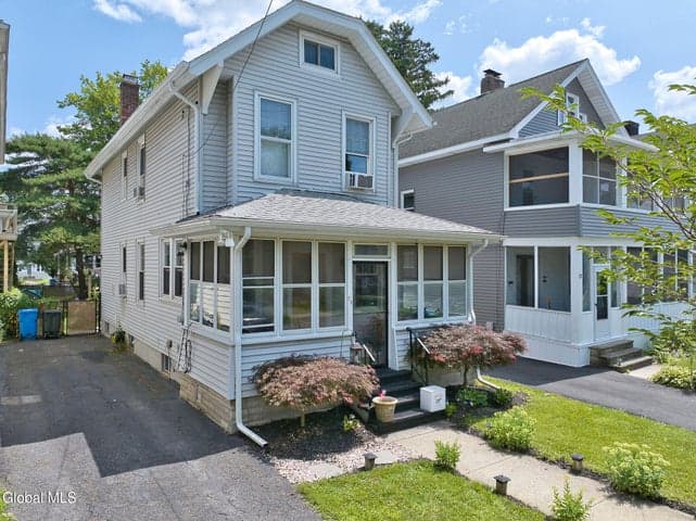 20 Forest Avenue, Albany, NY, photo 2