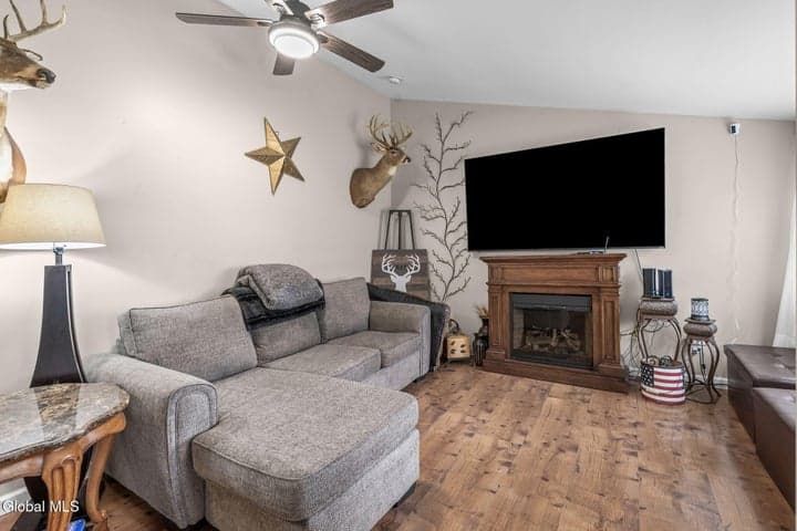 298 Peck Road, North Greenbush, NY, photo 4