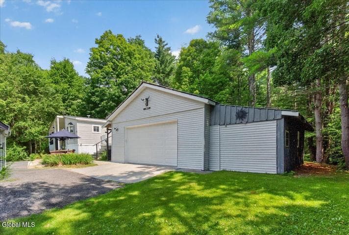 83 Allen Road, Greenfield, NY, photo 4