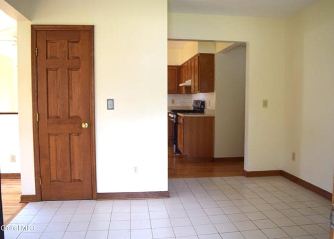 4 Ten Broeck Street, Delmar, NY, photo 2