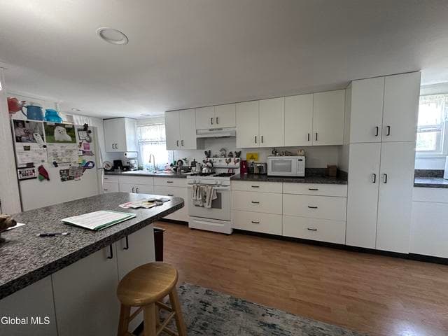 6225 State Route 9N, Hadley, NY, photo 2