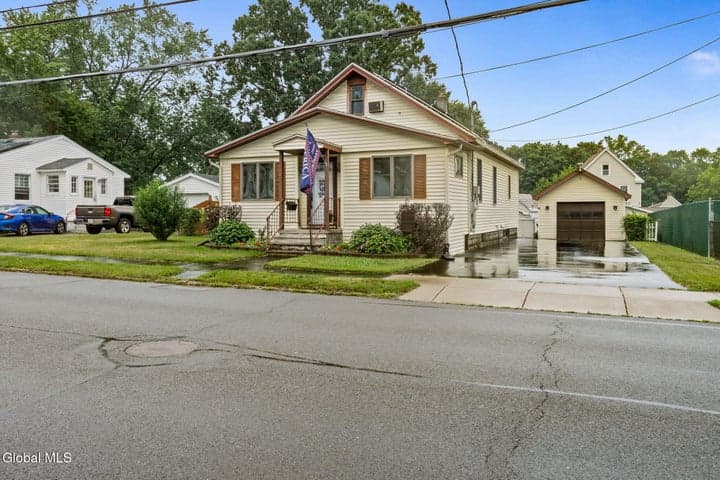 55 Cuthbert Street, Scotia, NY, photo 2