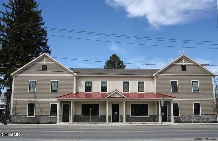227 Washington Street, Saratoga Springs, NY, photo 1