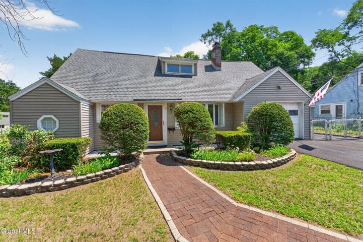 5 Knob Hill, Loudonville, NY, photo 4