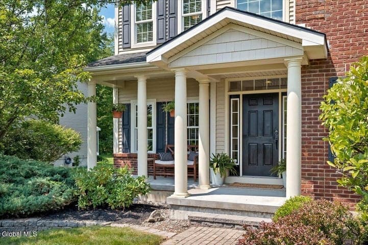 18 Tipperary Way, Clifton Park, NY, photo 3