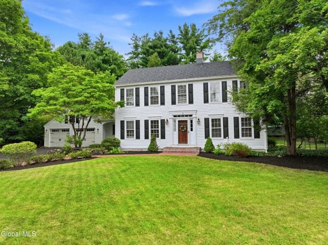 5 Beaver Pond Road, Loudonville, NY, photo 2