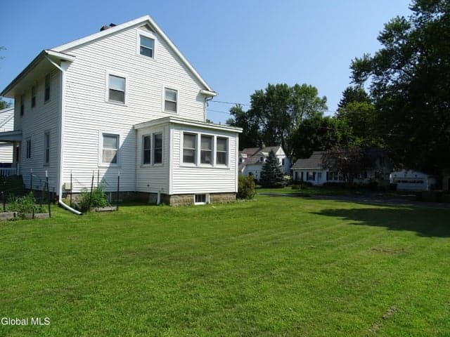 17 Bedell Avenue, Delmar, NY, photo 4