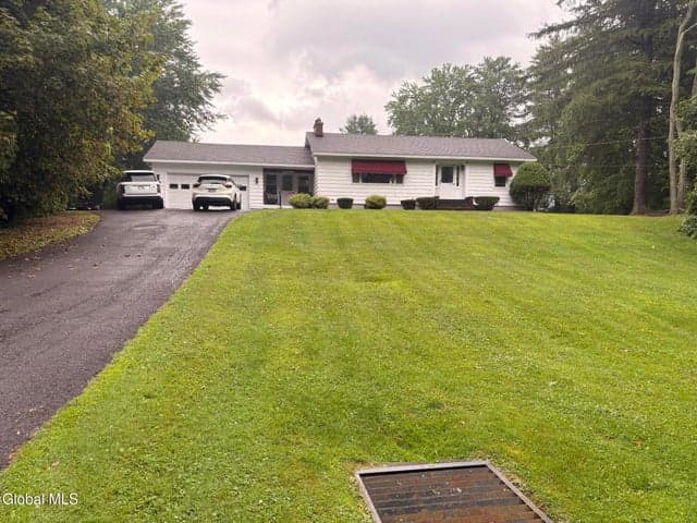 109 Harrower Lane, Amsterdam, NY