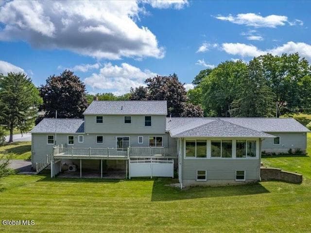 126 Wood Dale Drive, Clifton Park, NY, photo 2