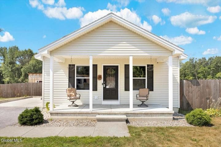 29 Margaret Street, Hudson Falls, NY, photo 1