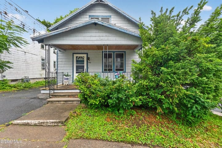 140 11th Street, Troy, NY