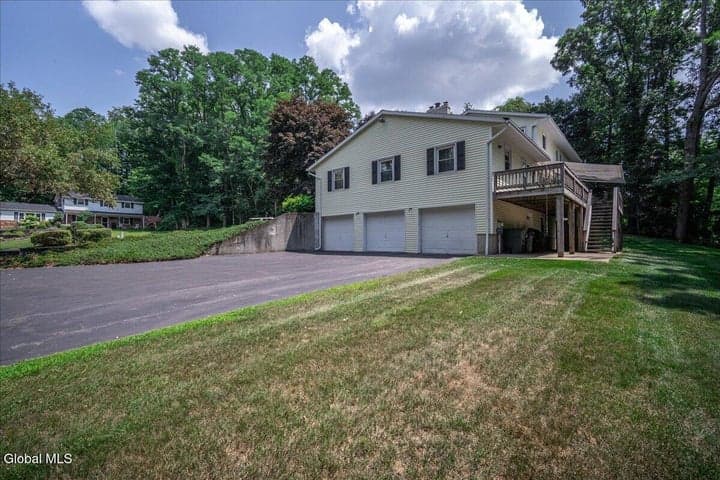 47 Rolling Brook Drive, Clifton Park, NY, photo 2
