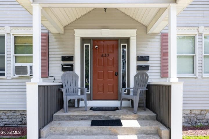 437 Glen Street, Glens Falls, NY, photo 3
