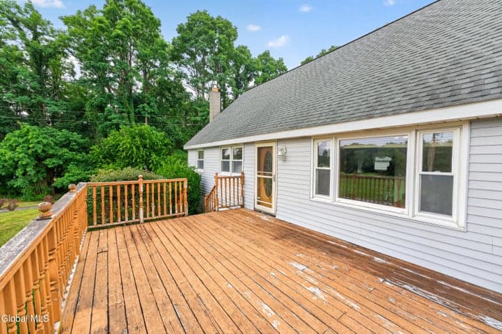 27 Fellows Road, Halfmoon, NY, photo 2