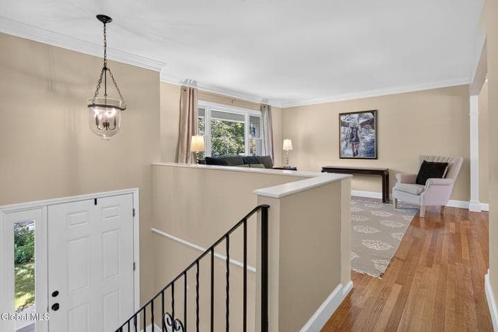 4 Farmingdale Road, Latham, NY, photo 5