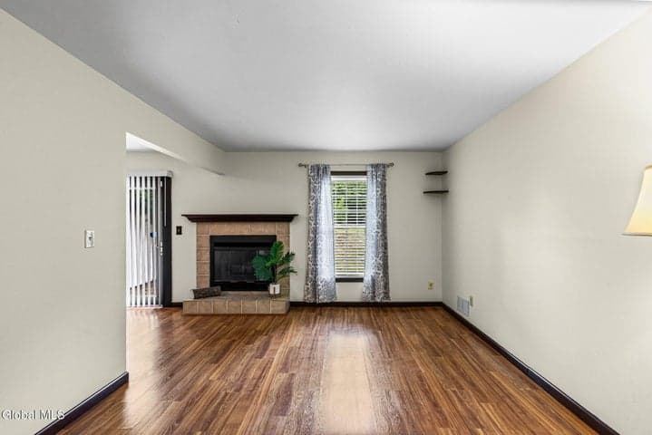 5 Woodside Drive, Albany, NY, photo 3