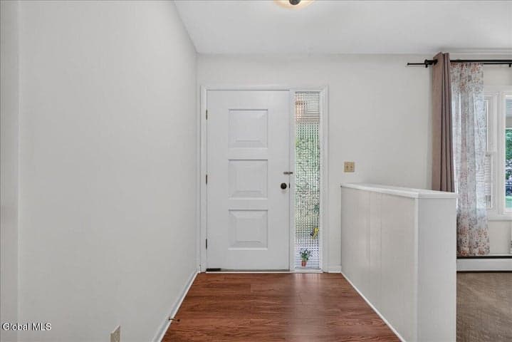 15 Secada Drive, Clifton Park, NY, photo 4