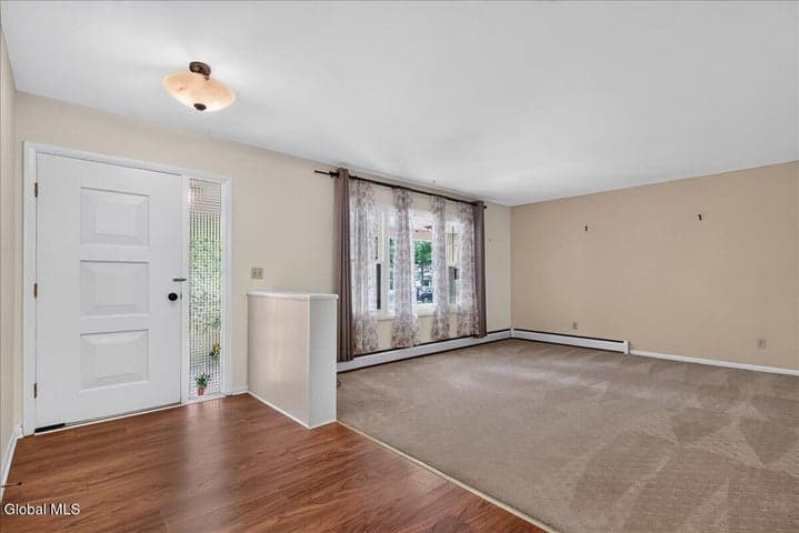 15 Secada Drive, Clifton Park, NY, photo 5