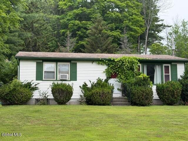 111 Horicon Avenue, Bolton, NY