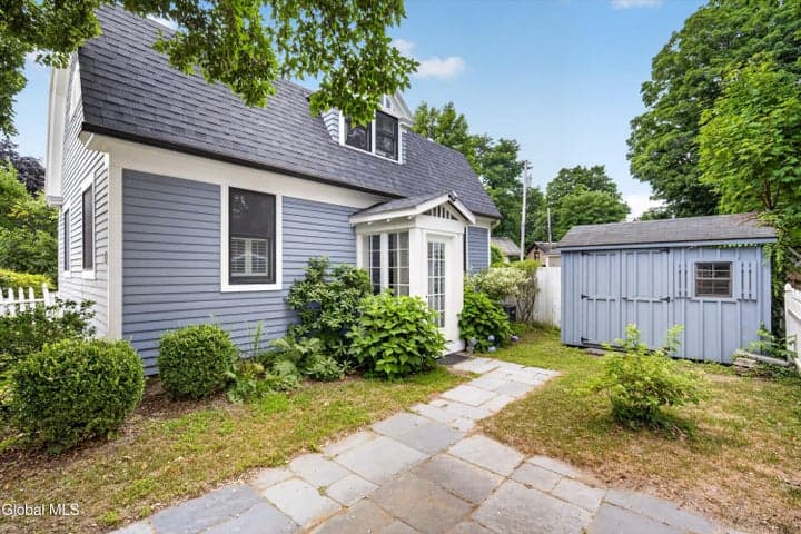 219 Regent Street, Saratoga Springs, NY, photo 2