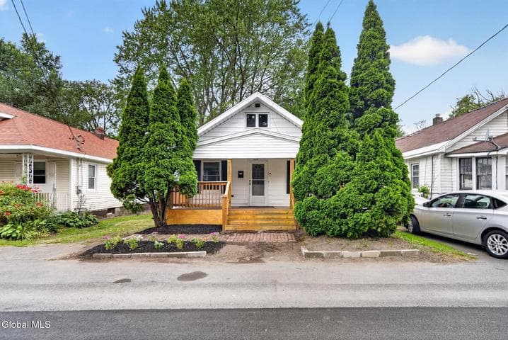 2839 Broadway, Rotterdam, NY