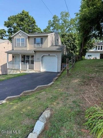 5 Pinehurst Avenue, Albany, NY