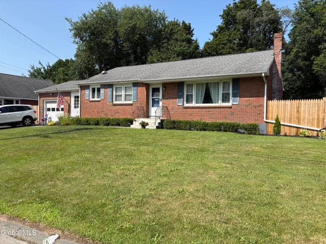 111 Euclid Avenue, Troy, NY, photo 1