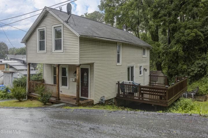 7 Spence Street, Troy, NY, photo 2