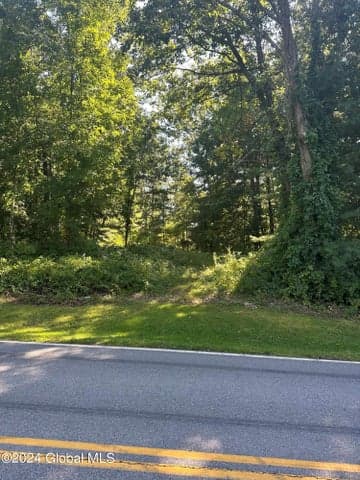 104 Knapp Road, Mechanicville, NY, photo 4