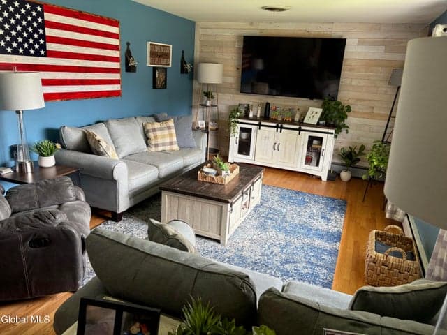111 Euclid Avenue, Troy, NY, photo 2