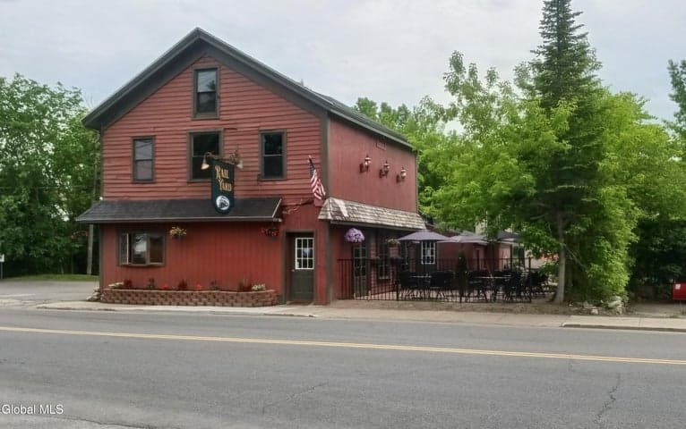 97 W Fulton Street, Gloversville, NY, photo 1