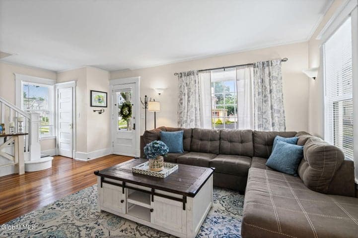 20 Washington Road, Scotia, NY, photo 3