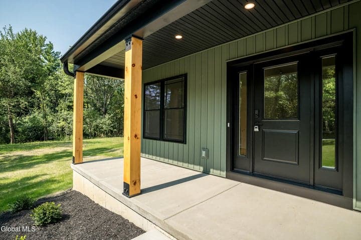 25 Maybrook Drive, Glenville, NY, photo 5
