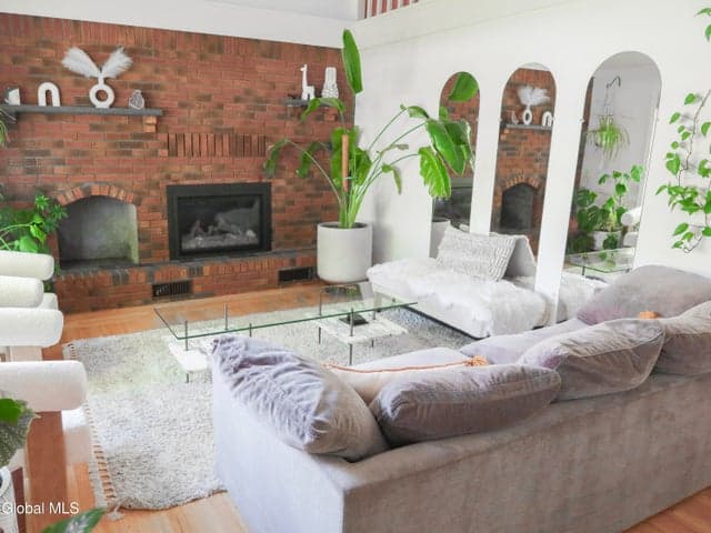 5 Moon Drive, Saratoga Springs, NY, photo 5