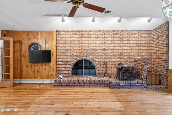 17 Weiser Street, Glenmont, NY, photo 5