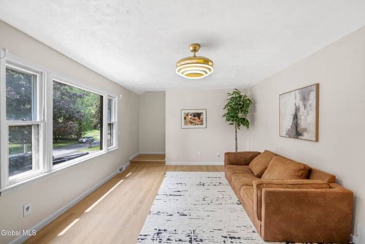 1 Gilmore Terrace, Guilderland, NY, photo 2