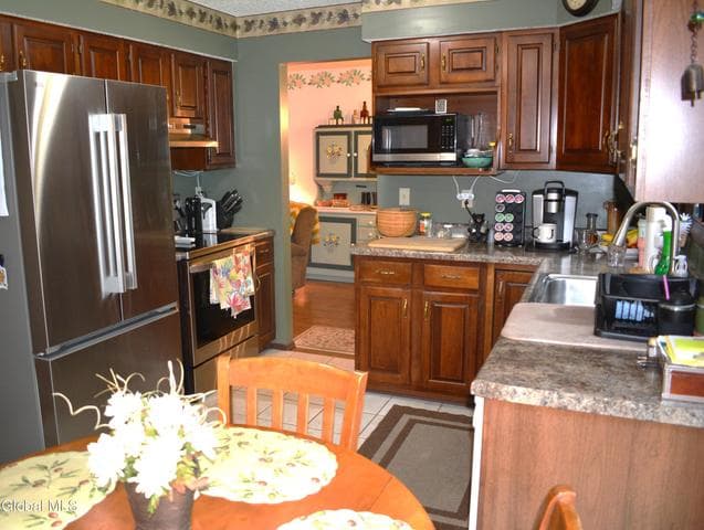 38 Maple Drive, Queensbury, NY, photo 5