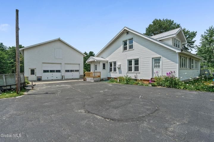 738 New York 29, Milton, NY, photo 2