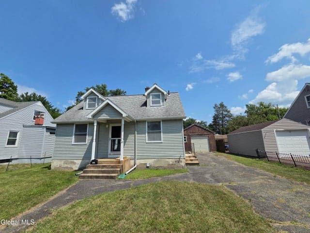 3337 Alice Street, Schenectady, NY