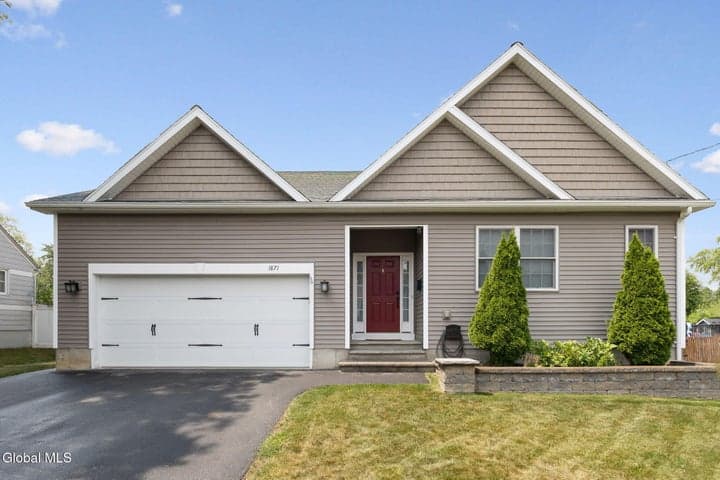 1871 Elizabeth Street, Rotterdam, NY