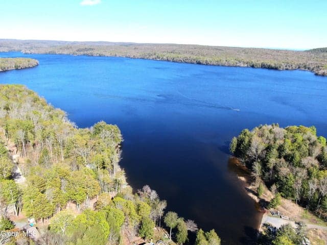 179 Maplewood Drive, Gloversville, NY, photo 2
