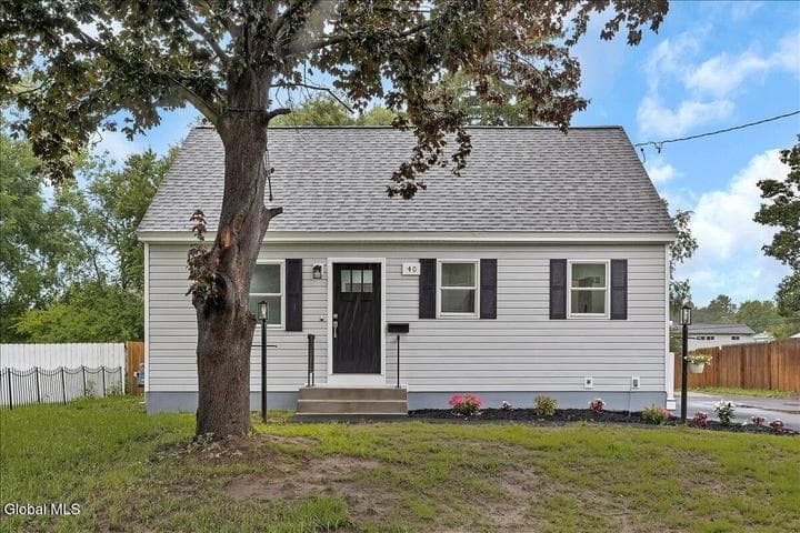 40 Killean Park, Colonie, NY