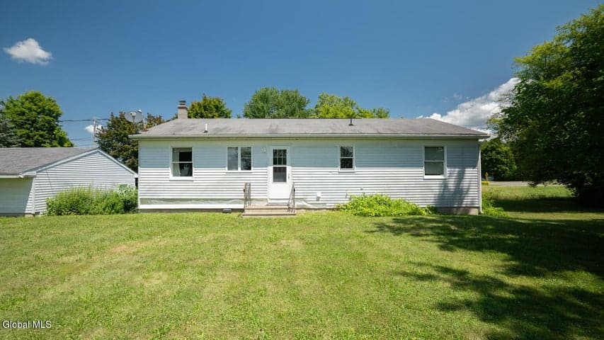 1042 Co Rte 22, Ghent, NY, photo 2
