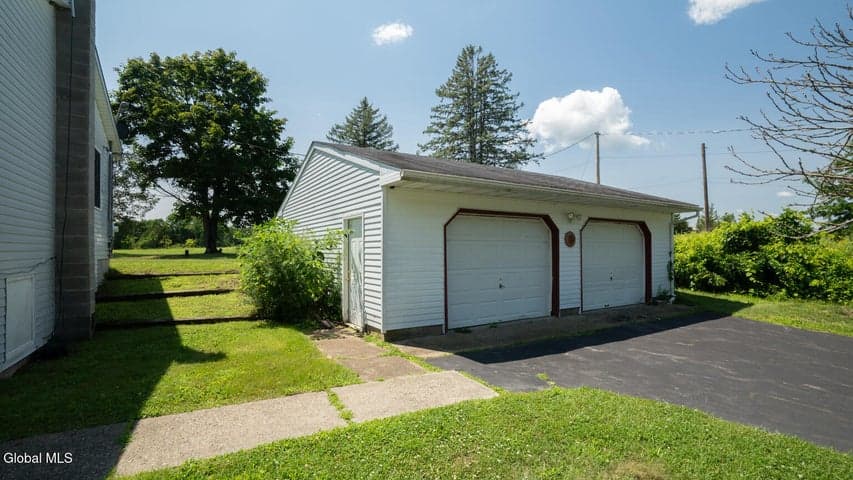 1042 Co Rte 22, Ghent, NY, photo 3
